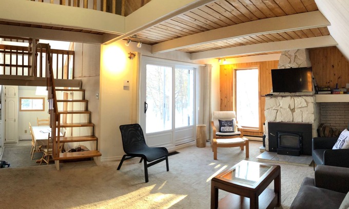 Orford Ski Chalet | Chalet next to Parc National in Orford