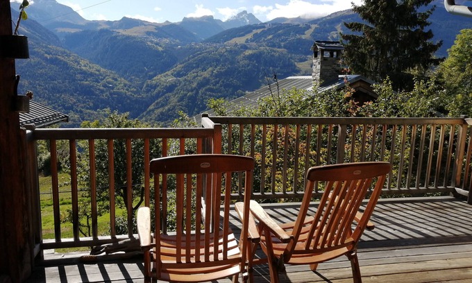 Bozel Ski Chalet | Chalet Nunatak, in a quiet, high-altitude setting close to the Vanoise ski resorts