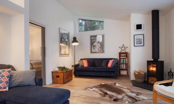Shaldon Ski Chalet | Chalet Sabnint by Interhome