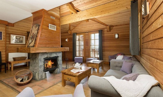 Bergers Ski Chalet | Chalet, ski-in/ski-out & foot of the slopes, terrace, fireplace or stove, parking, tv, 120-135m²