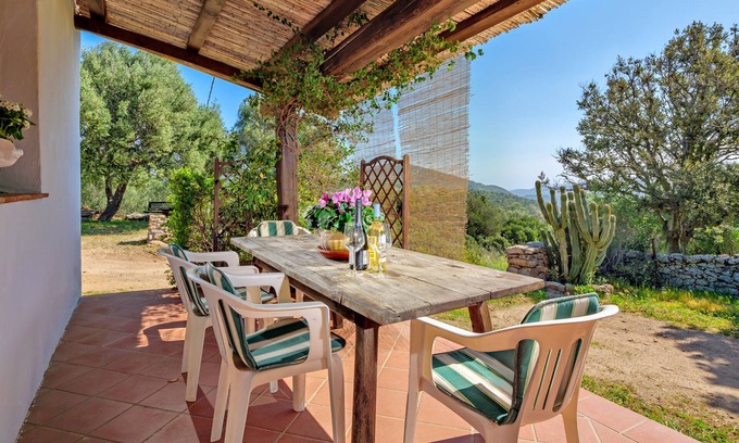 Olbia Ski Chalet | Chalet "Stazzu Straetu" with Sea View, Private Terrace & Private Garden