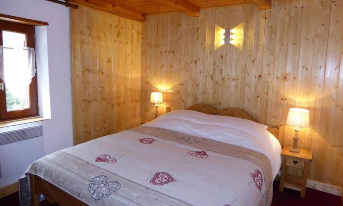 Pralognan-la-Vanoise Ski Chalet | Chalet, terrace, tv, ski locker, 60m², Pralognan-la-Vanoise