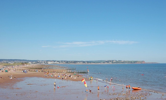 Dawlish Warren Villa | Chalet villa sleeps 6 Welcome family holiday park Dawlish Warren Beach Devon
