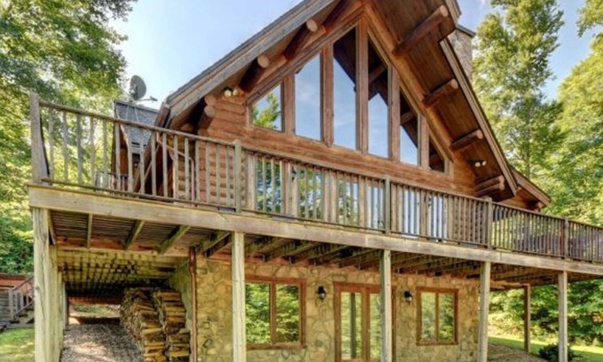 Labelle Ski Chalet | Chalet Wynono, Mont- Tremblant (up to 14 guests)