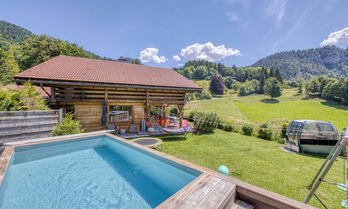 Saint-Jean-de-Sixt Ski Chalet | Chalet Xel-Ha * 180 ° view, Wood stove, Bubble sauna in the garden.