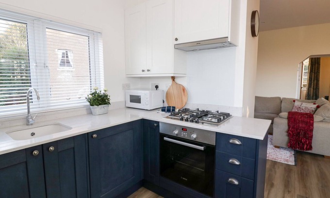 Malvern Cottage | CHALK COTTAGE, pet friendly, luxury holiday cottage in Upper Colwall