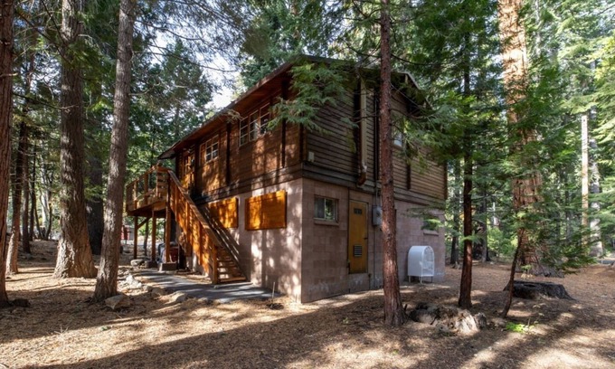 Tahoma Cabin | Chamberlands Cabin With Private Beach
