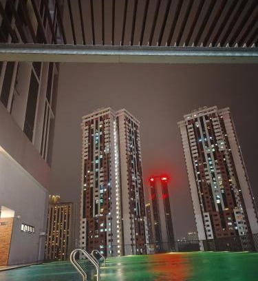 Kuala Lumpur City Centre Apartment | Chambers Skypool KLCC