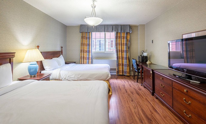 Saint-Sauveur House | Chambre d'hôtel le Domaine 2 lits à Saint-Sauveur