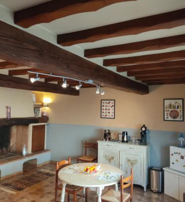 Mazamet Bed & Breakfast | Chambre d'hôtes Zen à Mazamet, avec garage vélos motos