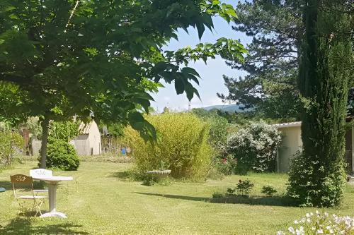 Gargas House | Chambre dans Petit havre de paix avec piscine chauffée au coeur du Luberon