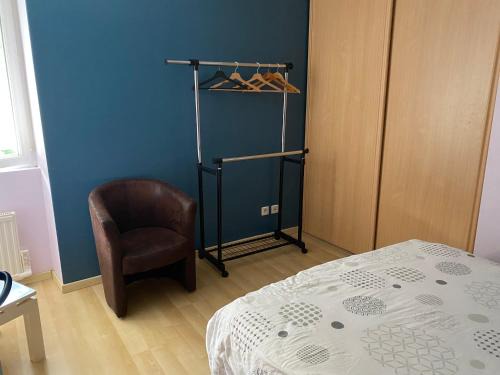 Val-d'Ize House | Chambre N 1 Chez Laurence