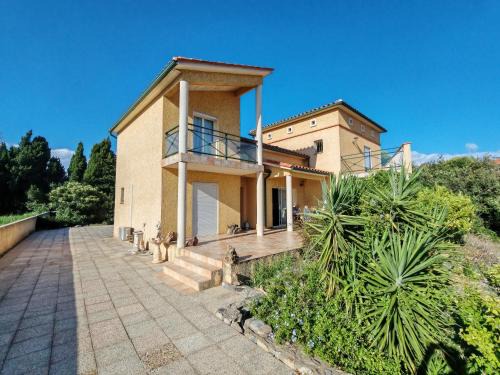 Millas House | Chambre privée cosy, salle de bain et terrasse