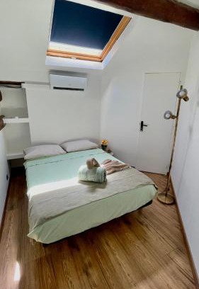 Gares Bed & Breakfast | Chambre privée