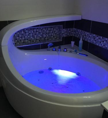 Boulogne-Centre Bed & Breakfast | Chambres d'Hôtes Au coin du spa
