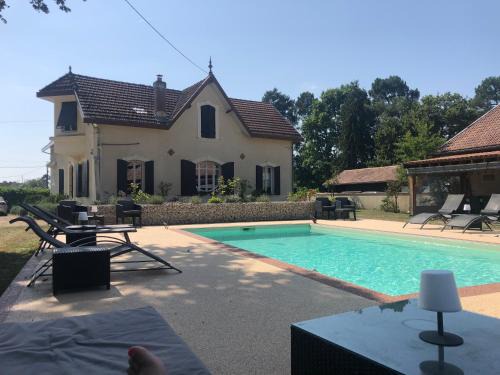 Captieux House | Chambres d´hotes VILLA CAPSYLVAINE