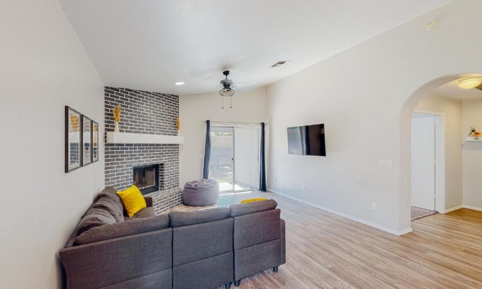 Chandler House | Chandler Contentment
