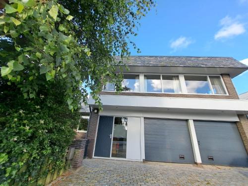 Egmond aan den Hoef Bed & Breakfast | Chang
