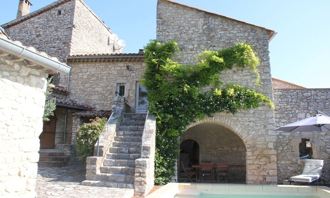 Tharaux House | Character house with swimming pool, 5 bedrooms with double beds.
