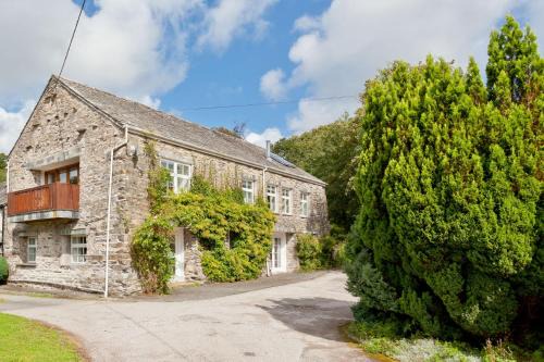 Penny Bridge House | Charcoal House