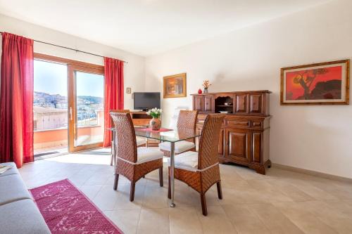 Castelsardo Historic Centre Apartment | Charlie Beach