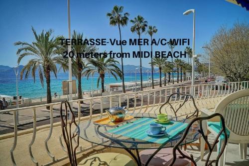 Le Suquet Apartment | CHARMANT 2 PIECES AVEC TERRASSE VUE MER l! A1B120