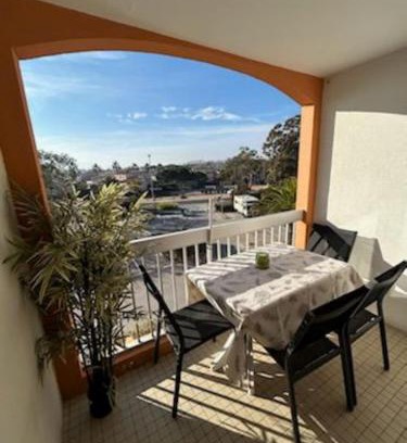 Saint-Cyprien Plage Apartment | Charmant appartement T2 avec Balcon