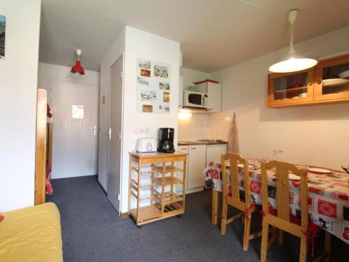 Lanslevillard Apartment | Charmant Appartement pour 4 à Val Cenis le Haut, Résidence La Triade, 200m des Pistes - FR-1-508-194