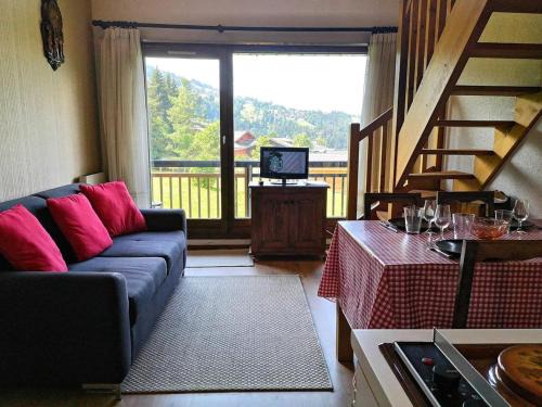 Notre-Dame-de-Bellecombe Apartment | Charmant T2 Mezzanine avec Balcon à Notre-Dame-de-Bellecombe - 4 pers, Proche Commerces et Ski - FR-1-595-14