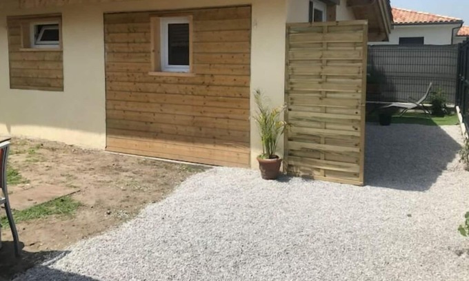 Benesse-Maremne House | Charmant Petit t2 Charpente Bois et Jardinet