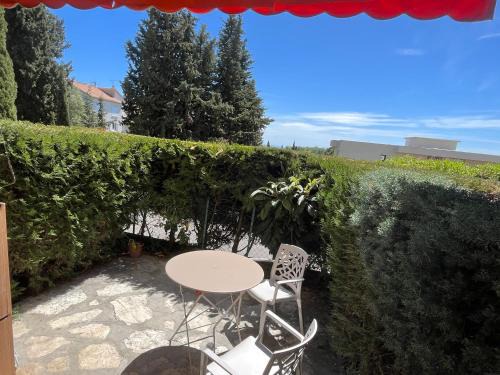 Vence Apartment | Charmant Studio avec terrasse et parking à Vence