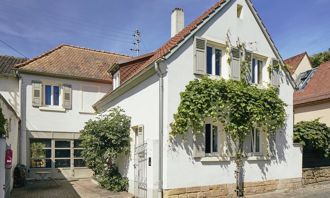 Forst an der Weinstraße House | Charming house with shared use of garden