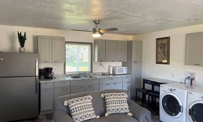 Lava Hot Springs Apartment | Charming 1-bedroom apartment in serene Lava Hot Springs.