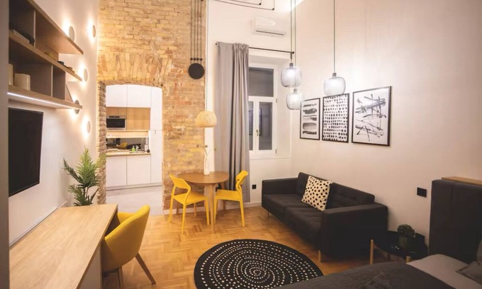 Gellert Hill Apartment | Charming 1-bedroom apartment with AC and WiFi in Budapest