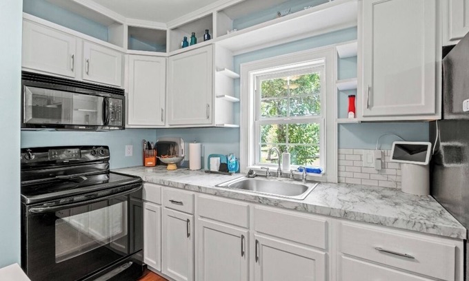 Beaufort Apartment | Charming 1-bedroom apartment with AC and WiFi in lovely Beaufort