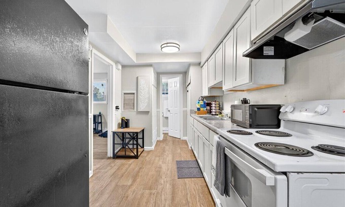 Durham Apartment | Charming 1-Bedroom Apartment in the Heart of Durham - Walk to Duke!
