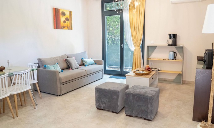 Chios Apartment | Charming 1-bedroom apartment in delightful Chios and traditional Kampos area.