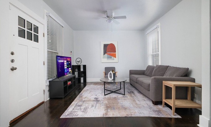 Denver Heights Condo | Charming 1BR Condo | Alamo District Hideaway – Downtown San Antonio