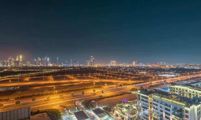 Jadaf Apartment | Charming 1BR w Skyline Views in Al Jaddaf
