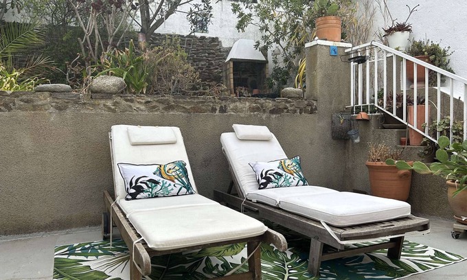 Banyuls-sur-Mer Apartment | Charming 2-Bed Apartment with Terrace, Garden, and A/C - 10 Mins from Banyuls Beach
