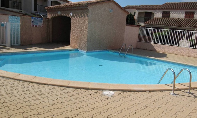 Saint-Cyprien Plage Villa | Charming 2-Bedroom Villa with Pool, BBQ, Parking - 500m from Beach, Pet-Friendly