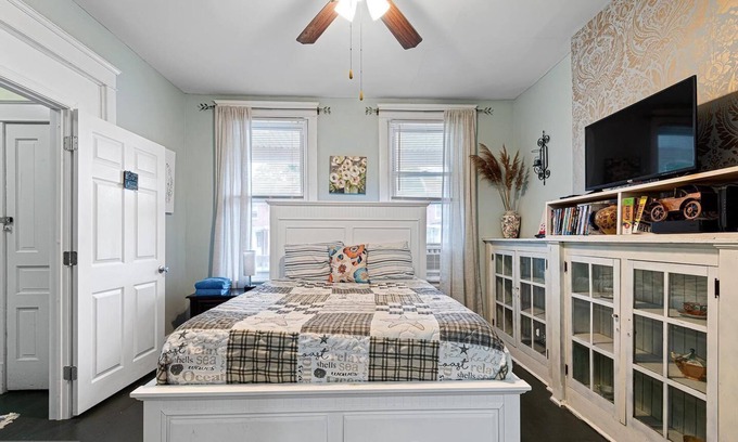 Wilmington Apartment | Charming 2-bedroom apartment, Perfect for long stays, close to I-95