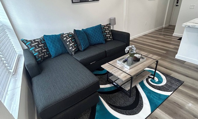Cleveland Apartment | Charming 2-bedroom apartment in Ohio City