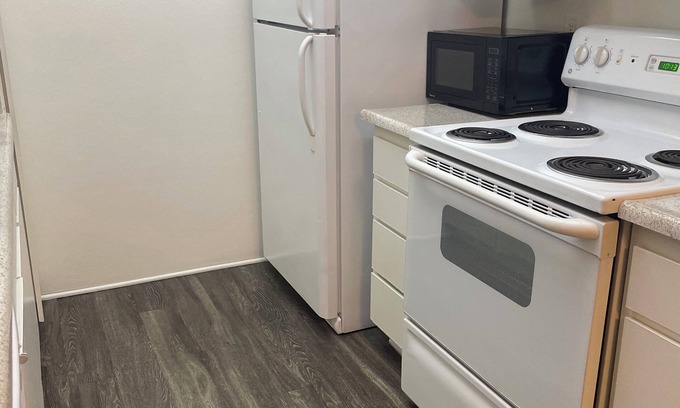 Brea Apartment | Charming 2-bedroom apartment with fitness room and pool in adorable Brea