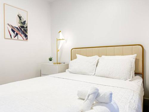 Beverly Hills House | Charming 2-Bedroom Cottage -CAL