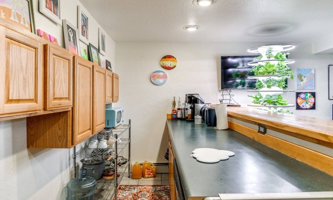 Alyeska Apartment | Charming 2-bedroom Girdwood Alyeska apartment with Hot Tub Walk to Slopes