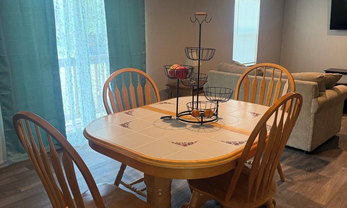 Leland House | Charming 2-bedroom house in Leland with WiFi, AC, Laundry