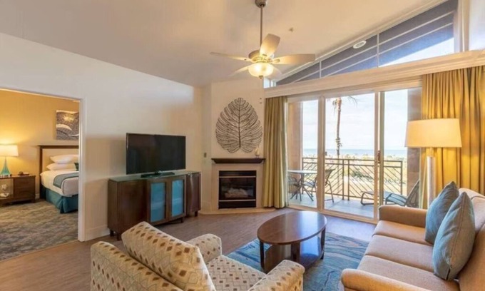 Carlsbad Resort | Charming 2-bedroom resort in wonderful Carlsbad with a view of the flower fields