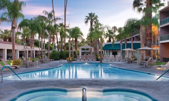 Uptown Design District Resort | Charming 2-bedroom resort with WiFi, fitness room in enchanting Palm Springs
