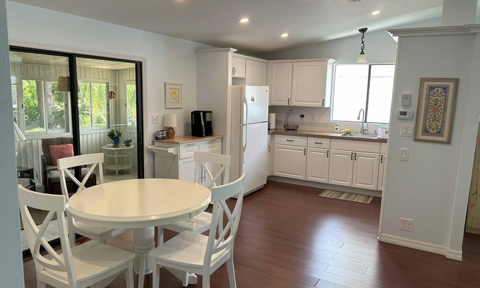 Punta Gorda House | Charming 2-bedroom mobile home with AC, fitness room in Punta Gorda